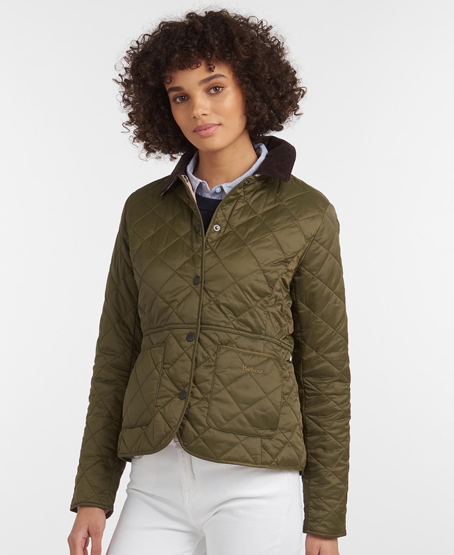 Olive Women's Barbour Steppjacke Deveron Quilted Jackets | JUBATD-681