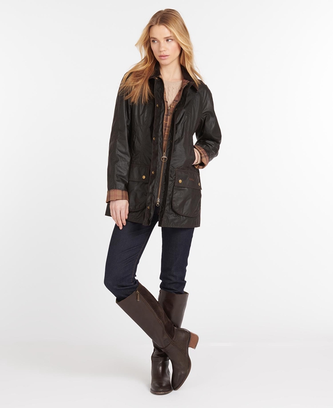 Brown Women's Barbour Beadnell® Waxed Jackets | VAECMH-314