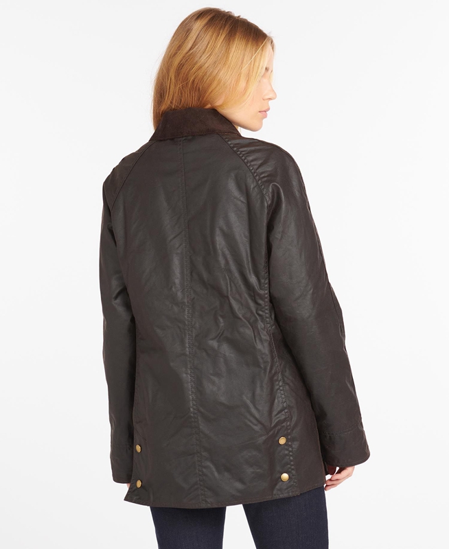 Brown Women's Barbour Beadnell® Waxed Jackets | VAECMH-314