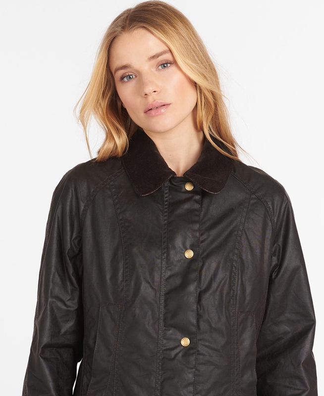 Brown Women's Barbour Beadnell® Waxed Jackets | VAECMH-314