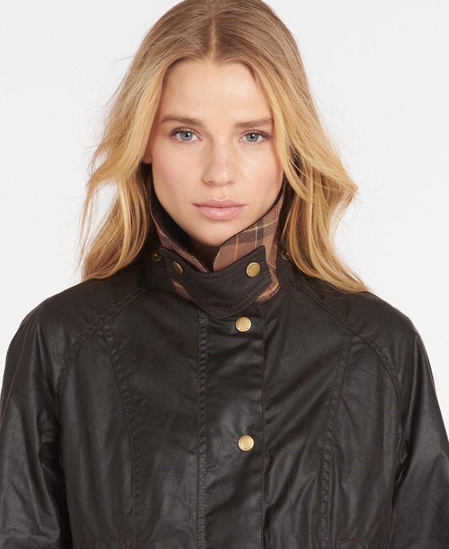 Brown Women's Barbour Beadnell® Waxed Jackets | VAECMH-314